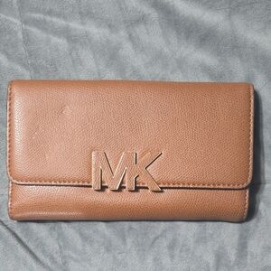 Michael Kors Florence Large Leather Billfold Walet Brown